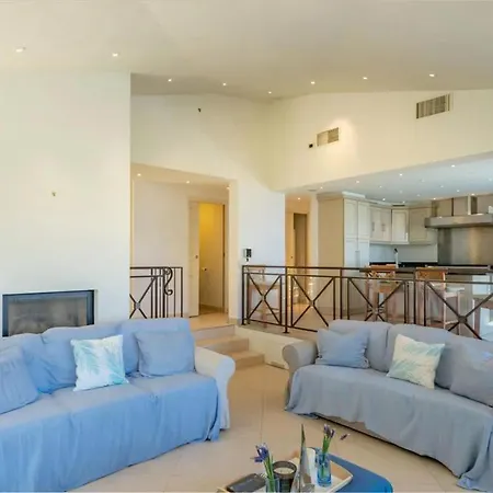 Sublime With Sea View In Cap D'antibes, 500 M From The Villa Antibes