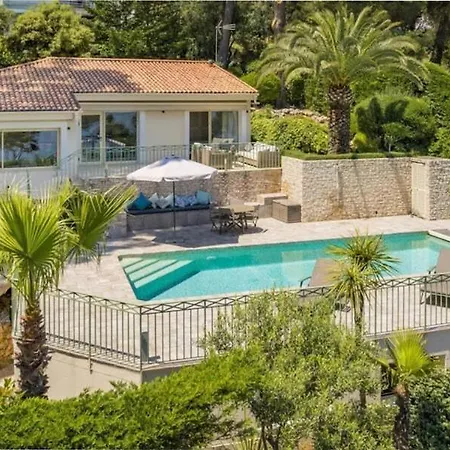 Sublime With Sea View In Cap D'antibes, 500 M From The * Antibes