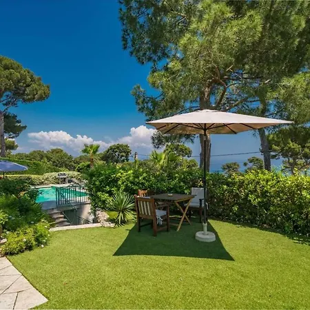 Sublime With Sea View In Cap D'antibes, 500 M From The Villa Antibes